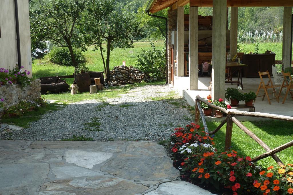 Hostal La Peiro Douco Roure Turin Exterior foto