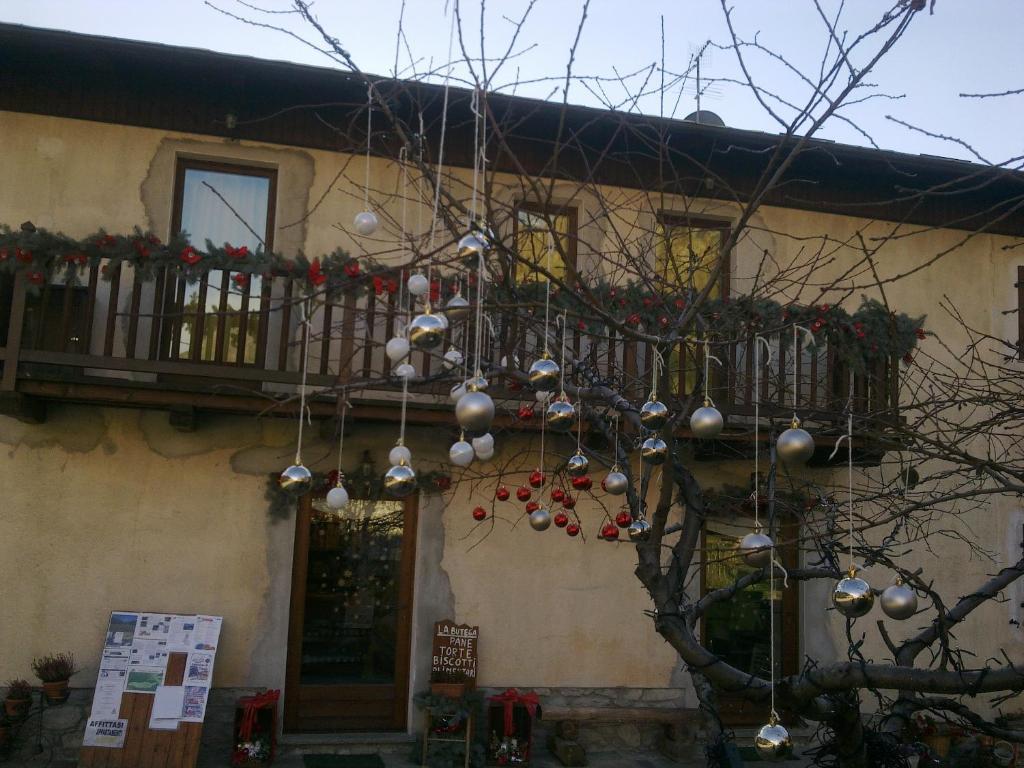 Hostal La Peiro Douco Roure Turin Exterior foto